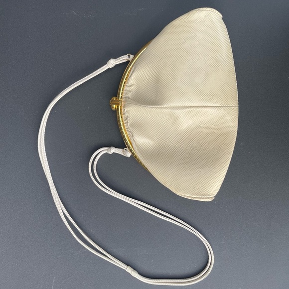 Vintage Snakeskin Susan Gail Bag - Picture 3 of 16